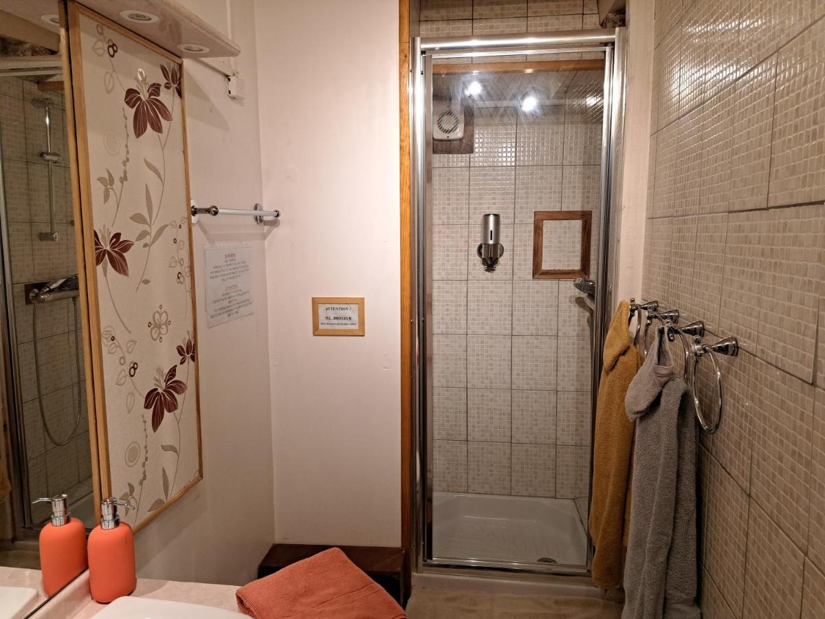 Gite De La Tour De Loire - 65 M2 Au Pied D'Une Tour De Gue Du 17Eme Siecle Mer Dış mekan fotoğraf